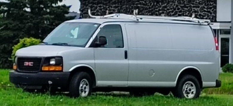2016 GMC Savana Cargo Van